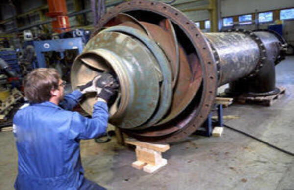 Marine Equipment Services in Abu Dhabi: Repair, Maintenance, Overhauling